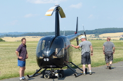 Nad Benešovské zámky vrtulníkem R44 pro 3osoby